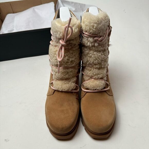 WOMEN'S JOAN OF ARCTIC™ WEDGE III LACE COZY BOOTIE New in Box - Picture 9 of 11